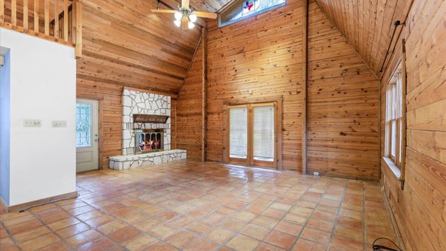190 Oak View CT, New Braunfels, TX 78132