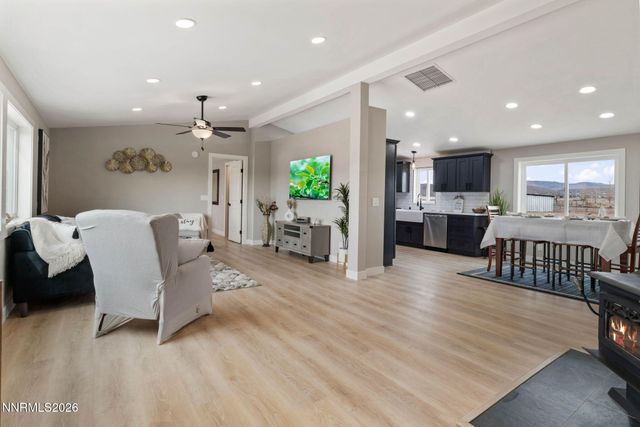 8285 Scenic Avenue, Stagecoach, NV 89429