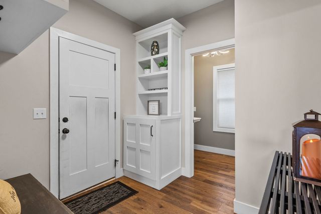 5788 Willmeyer Drive, Bettendorf, IA 52722