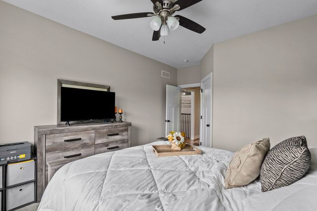 5788 Willmeyer Drive, Bettendorf, IA 52722