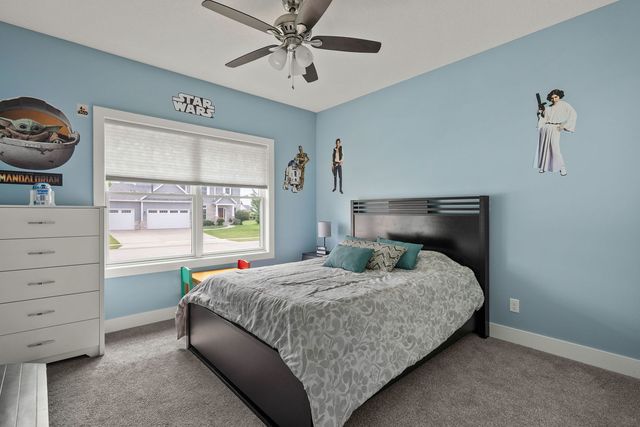 5788 Willmeyer Drive, Bettendorf, IA 52722