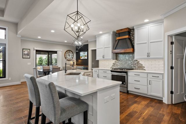 5788 Willmeyer Drive, Bettendorf, IA 52722