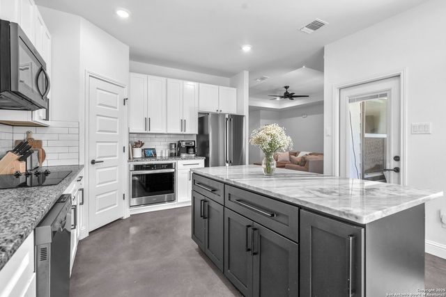 348 Fawn, Spring Branch, TX 78070