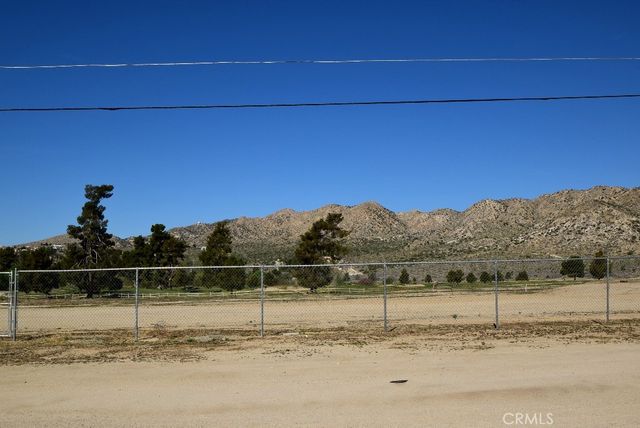 55524 Yucca Trail 18, Yucca Valley, CA 92284