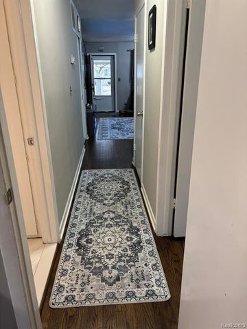 4861 Dudley Street, Dearborn Heights, MI 48125