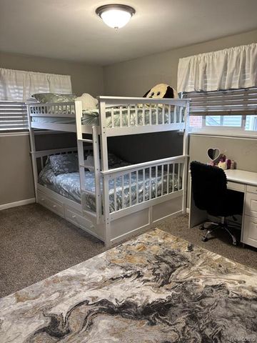 4861 Dudley Street, Dearborn Heights, MI 48125