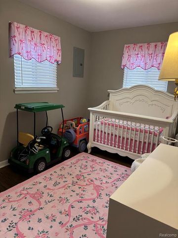 4861 Dudley Street, Dearborn Heights, MI 48125