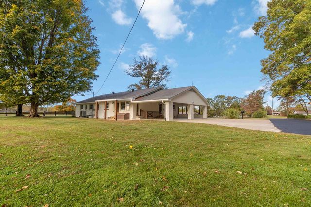 1036 US-127, Russell Springs, KY 42642