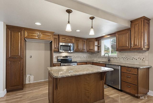 3555 S Beverly St, Boise, ID 83709