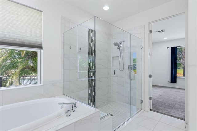 5713 SUNFLOWER CIRCLE, Sarasota, FL 34238