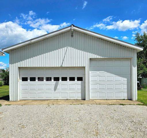 207 S Company Street, White Pigeon, MI 49099