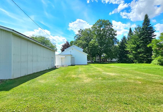 207 S Company Street, White Pigeon, MI 49099