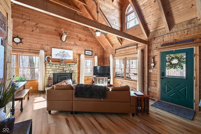 1510 N Cayuse Trail, Greensburg, IN 47240