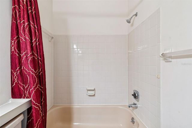 4801 RIDGE POINT DRIVE, Tampa, FL 33624