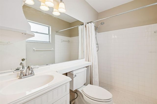 4801 RIDGE POINT DRIVE, Tampa, FL 33624