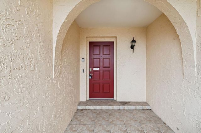 4801 RIDGE POINT DRIVE, Tampa, FL 33624