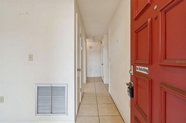 4801 RIDGE POINT DRIVE, Tampa, FL 33624