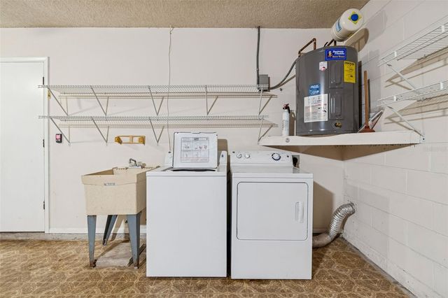 4801 RIDGE POINT DRIVE, Tampa, FL 33624