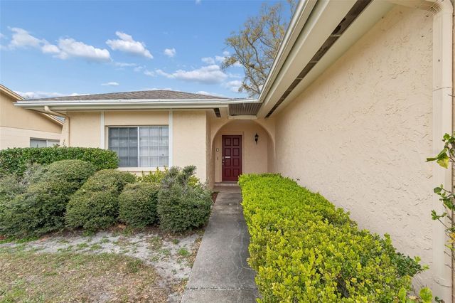 4801 RIDGE POINT DRIVE, Tampa, FL 33624