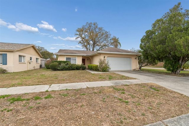 4801 RIDGE POINT DRIVE, Tampa, FL 33624