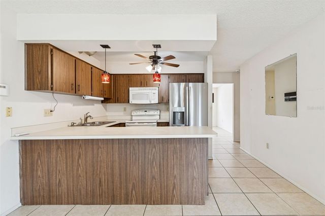 4801 RIDGE POINT DRIVE, Tampa, FL 33624