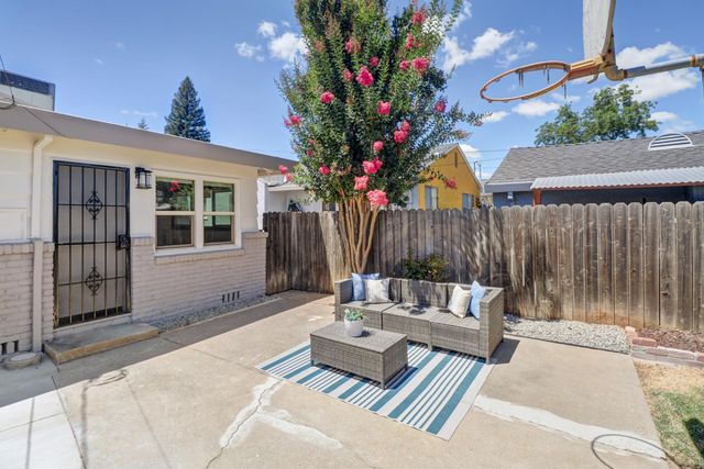3819 Kroy Way, Sacramento, CA 95820