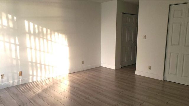 6010 Coral Lake Drive 110, Margate, FL 33063