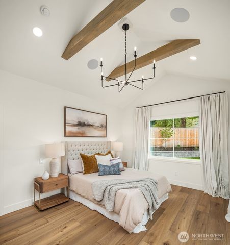701 20th Avenue W, Kirkland, WA 98033