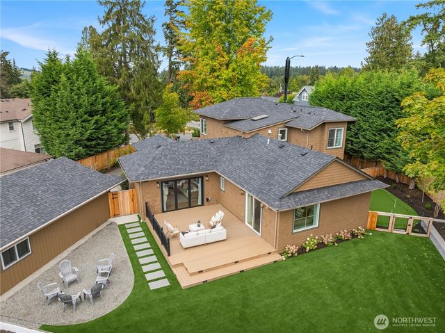 701 20th Avenue W, Kirkland, WA 98033
