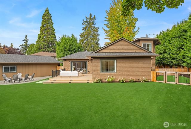 701 20th Avenue W, Kirkland, WA 98033