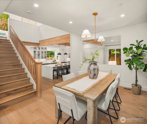 701 20th Avenue W, Kirkland, WA 98033
