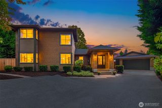701 20th Avenue W, Kirkland, WA 98033