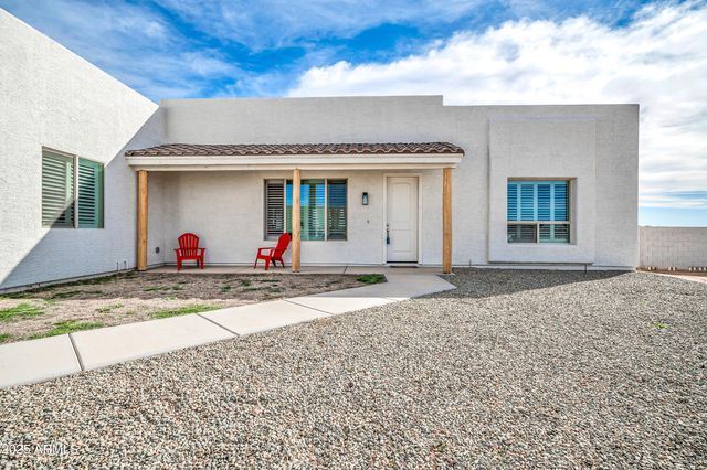 30031 N 209th Avenue, Wittmann, AZ 85361