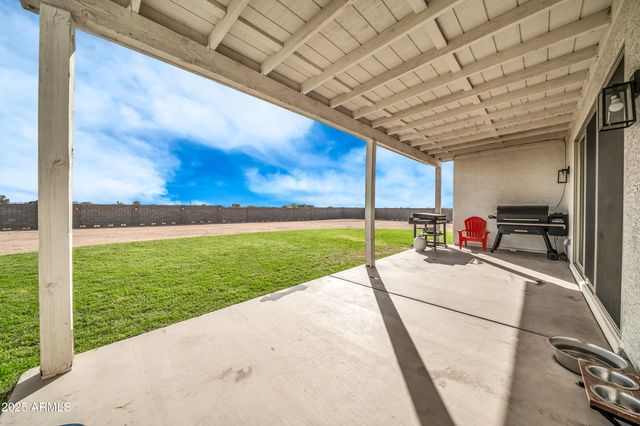 30031 N 209th Avenue, Wittmann, AZ 85361