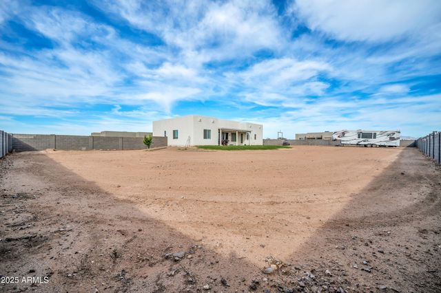 30031 N 209th Avenue, Wittmann, AZ 85361