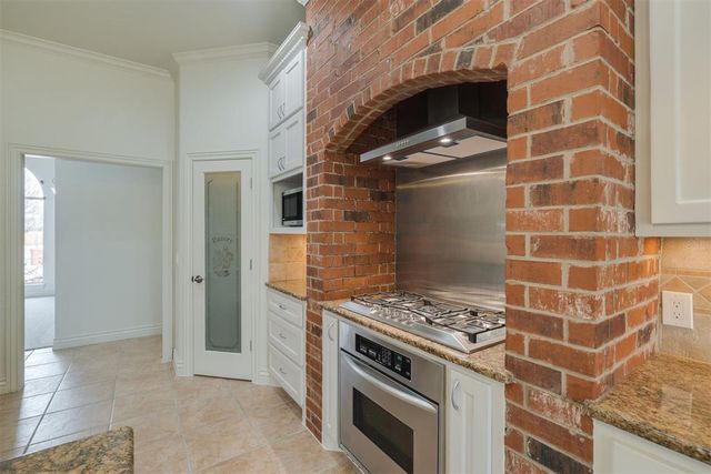 17125 Platinum Lane, Edmond, OK 73012