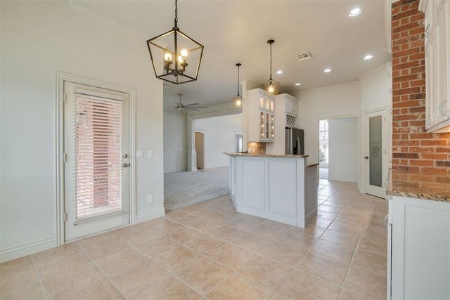 17125 Platinum Lane, Edmond, OK 73012