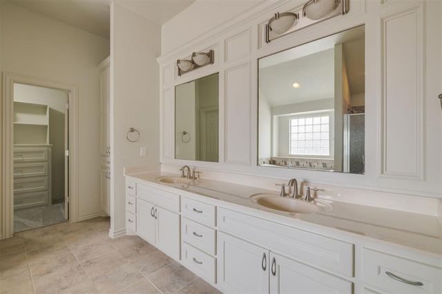 17125 Platinum Lane, Edmond, OK 73012
