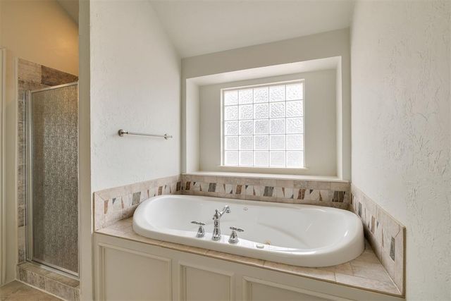 17125 Platinum Lane, Edmond, OK 73012