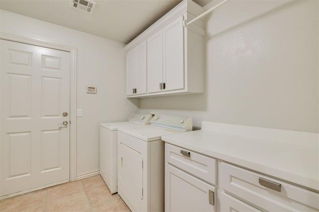 17125 Platinum Lane, Edmond, OK 73012