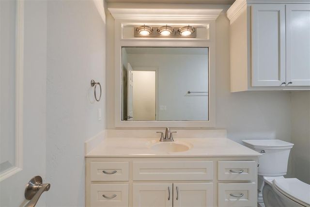 17125 Platinum Lane, Edmond, OK 73012