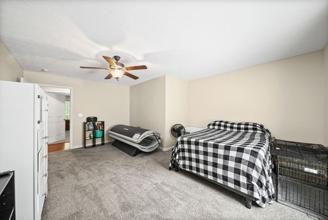 1038 Phillip Dr, Portland, TN 37148