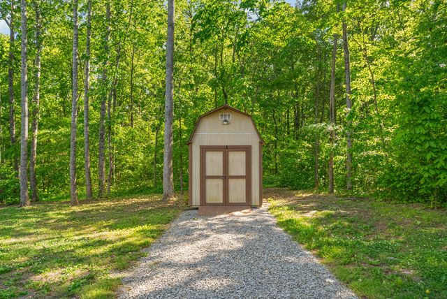 1038 Phillip Dr, Portland, TN 37148
