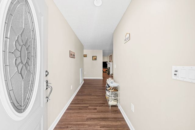 1038 Phillip Dr, Portland, TN 37148