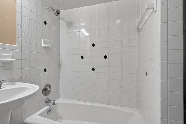 522 26TH ST, Union City, NJ 07087