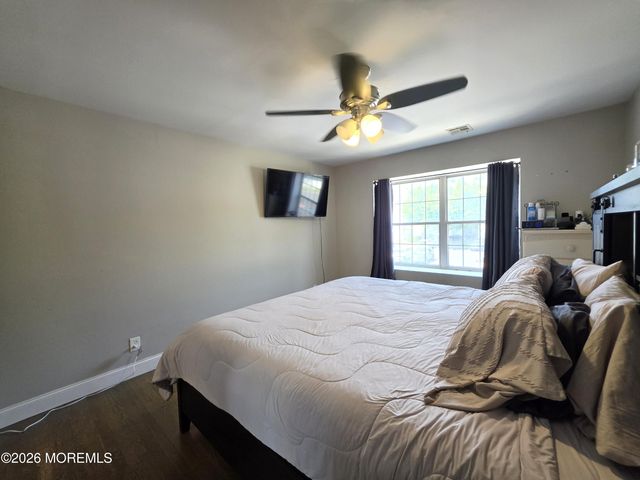 231 Atlantic Street 30, Keyport, NJ 07735