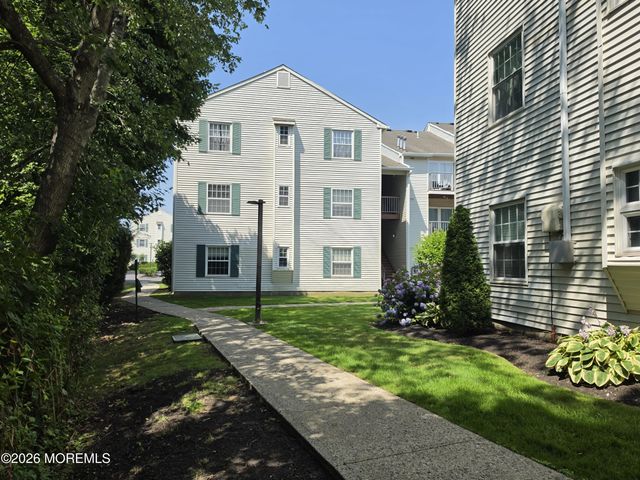 231 Atlantic Street 30, Keyport, NJ 07735