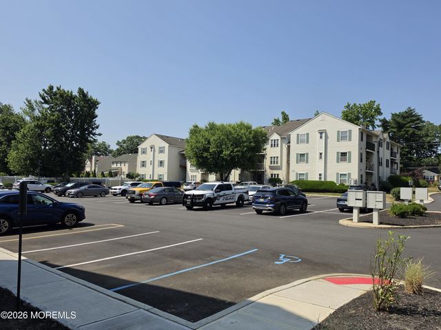 231 Atlantic Street 30, Keyport, NJ 07735