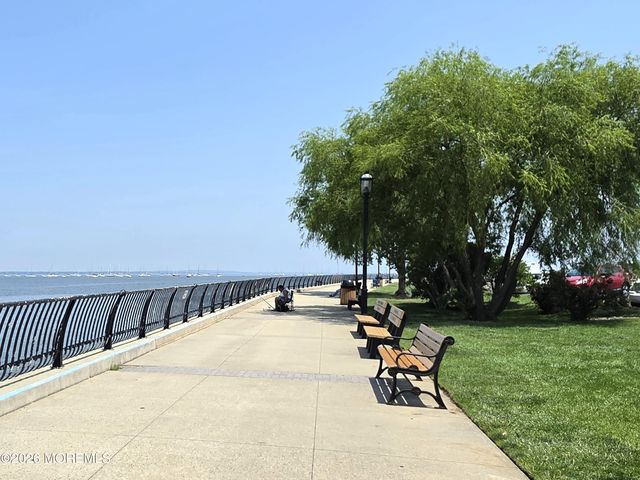 231 Atlantic Street 30, Keyport, NJ 07735