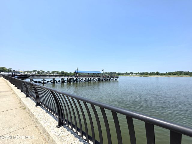 231 Atlantic Street 30, Keyport, NJ 07735